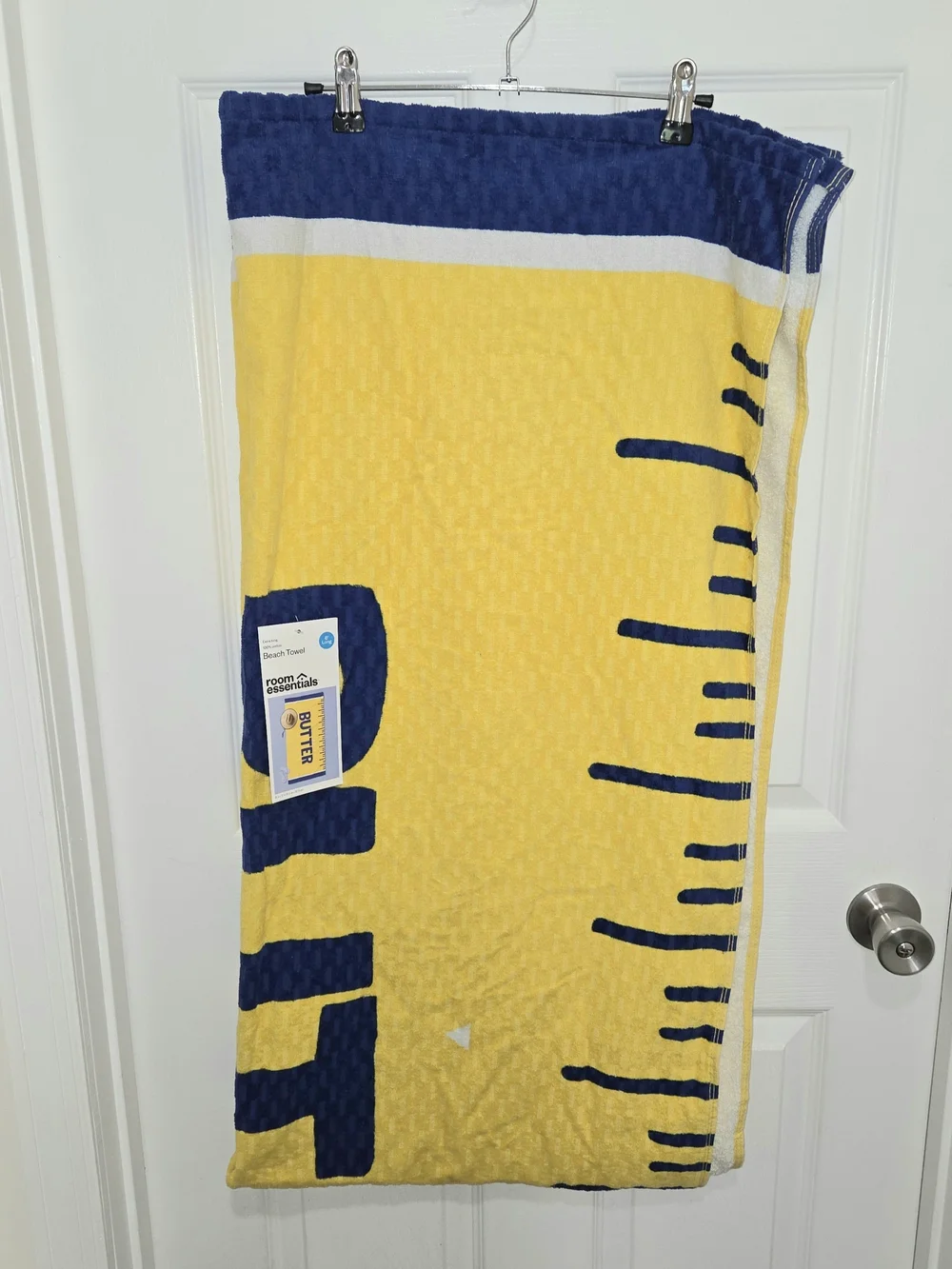 Room Essentials Extra Long Beach Towel 100% Cotton Butter Pattern 36 x 72 in.